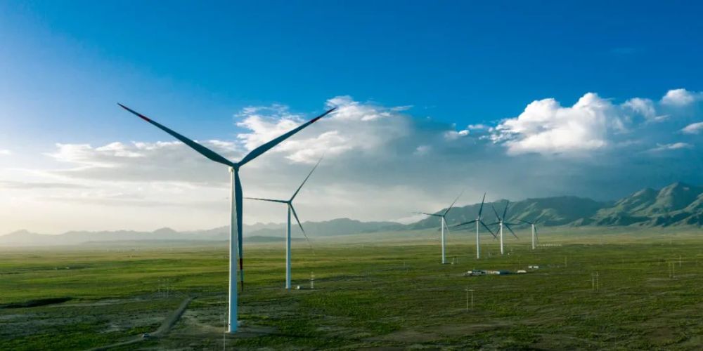 2022年全國風電、光伏發電新增裝機突破1.2億千瓦，創歷史新高！